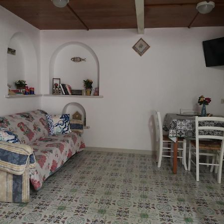 Al Limone Apartment Đảo Lipari Ngoại thất bức ảnh